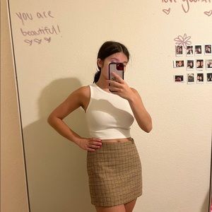 brown skirt